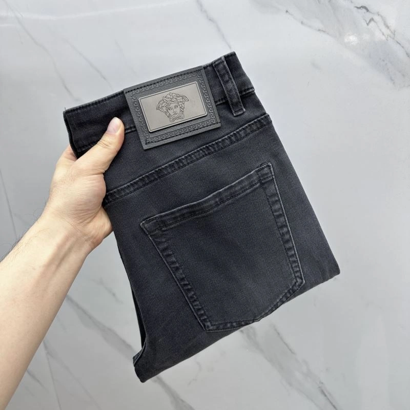 Effortless Versace Jeans 175212