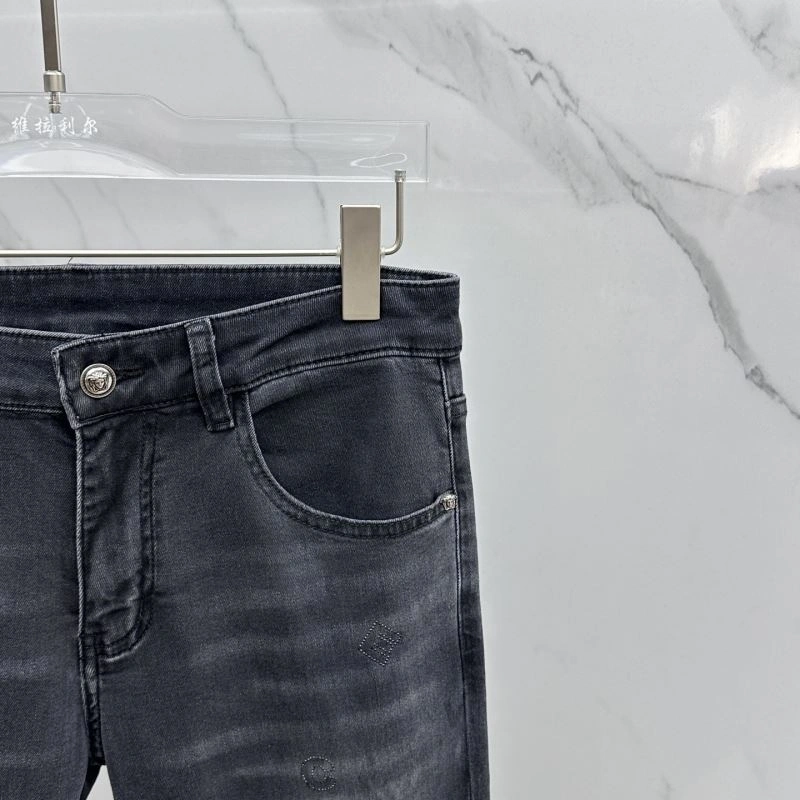 Effortless Versace Jeans 175212