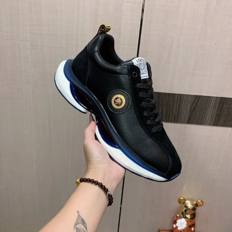 Minimalist Versace Low Shoes 37338