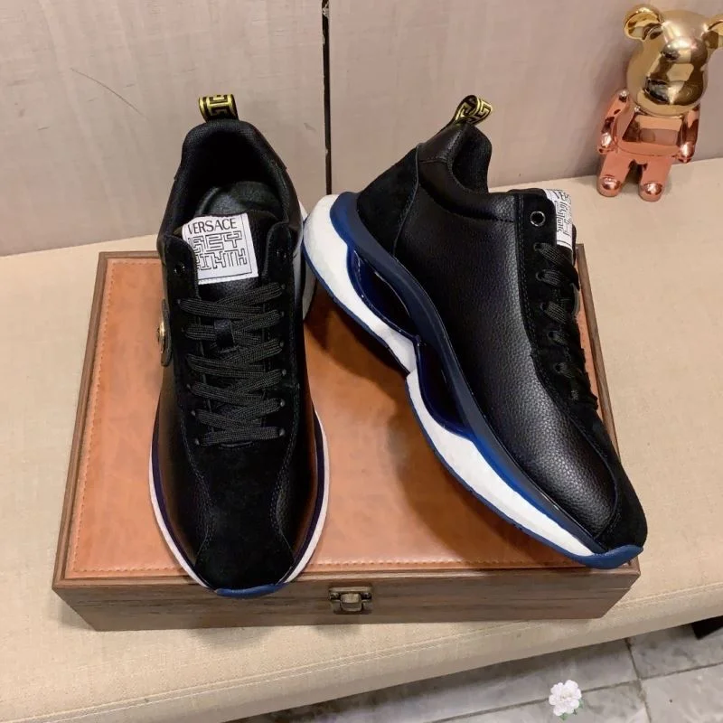 Minimalist Versace Low Shoes 37338