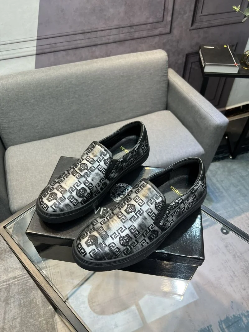 Versace Low Shoes Versatile 37329