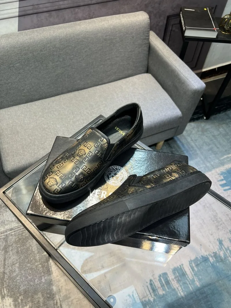 Versace Low Shoes Durable 37312