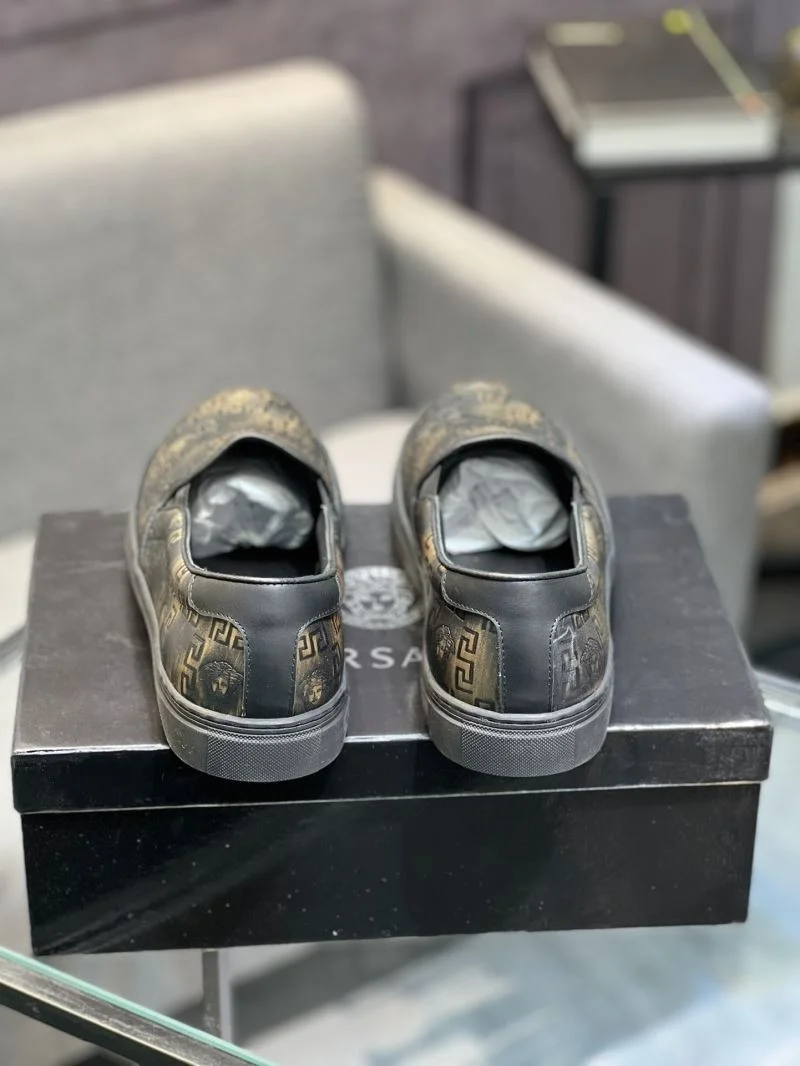 Versace Low Shoes Durable 37312
