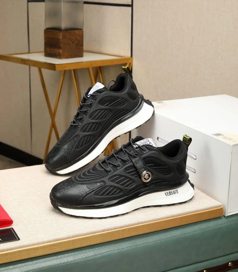 Versace Low Shoes Elegant 37311