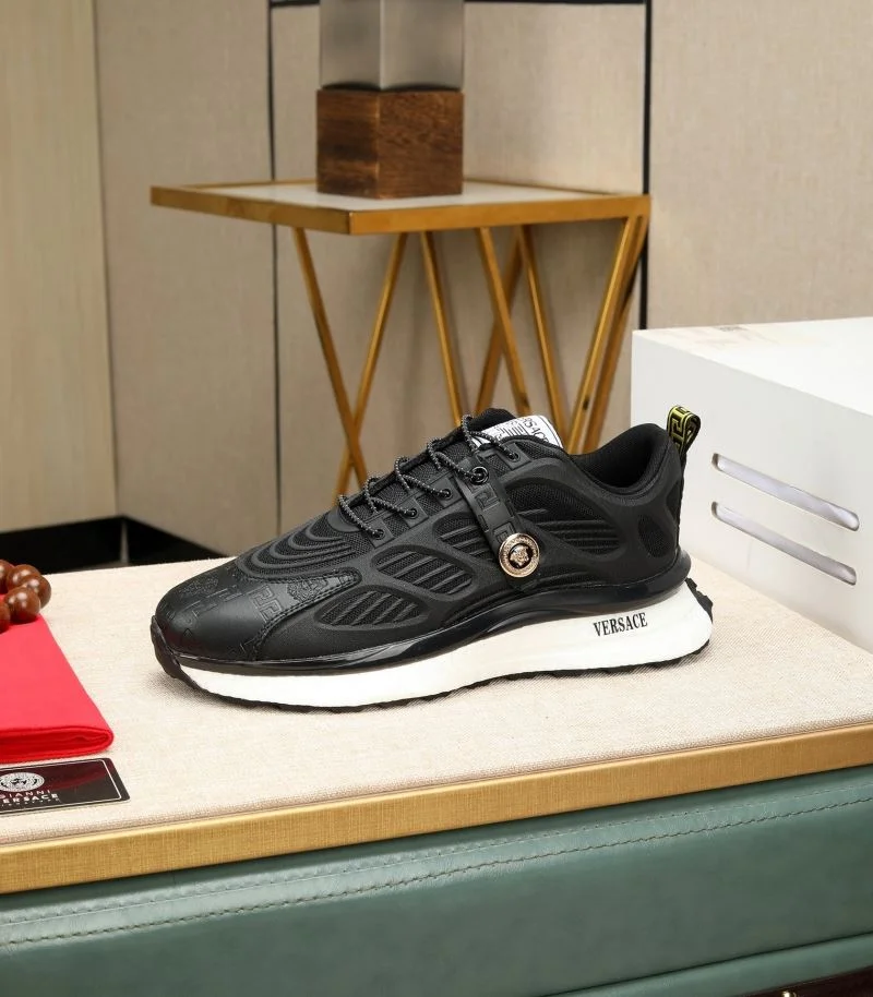 Versace Low Shoes Elegant 37311