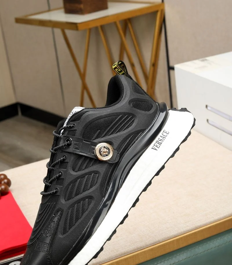 Versace Low Shoes Elegant 37311