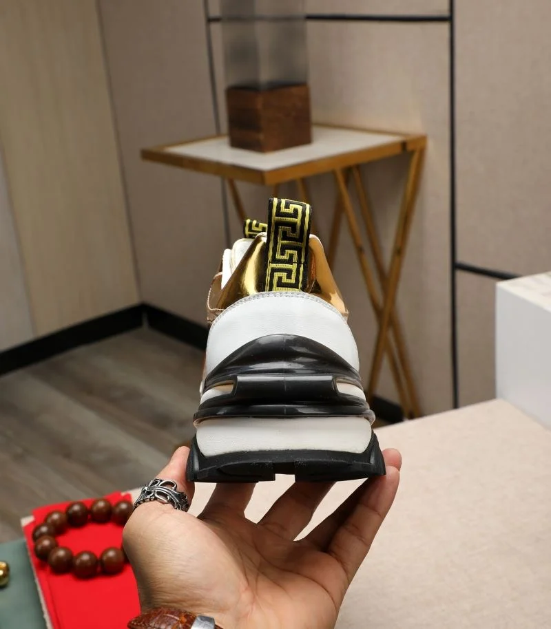 Flexible Versace Low Shoes 37310