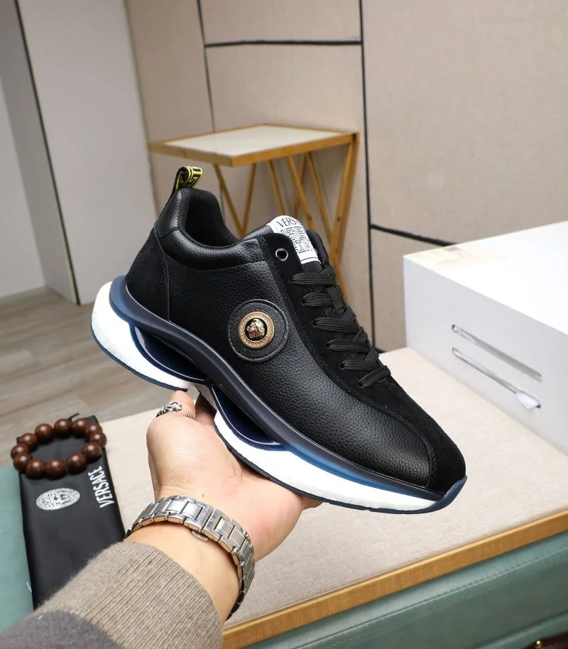 Youthful Versace Low Shoes 37305