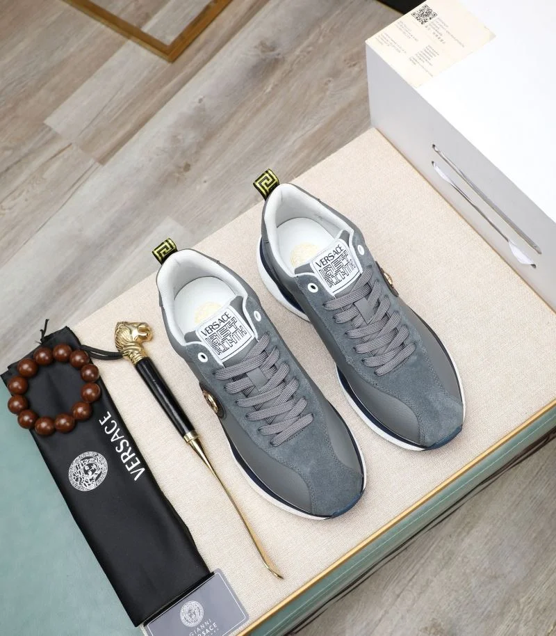 Lightweight Versace Low Shoes 37297