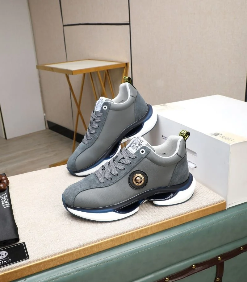 Lightweight Versace Low Shoes 37297