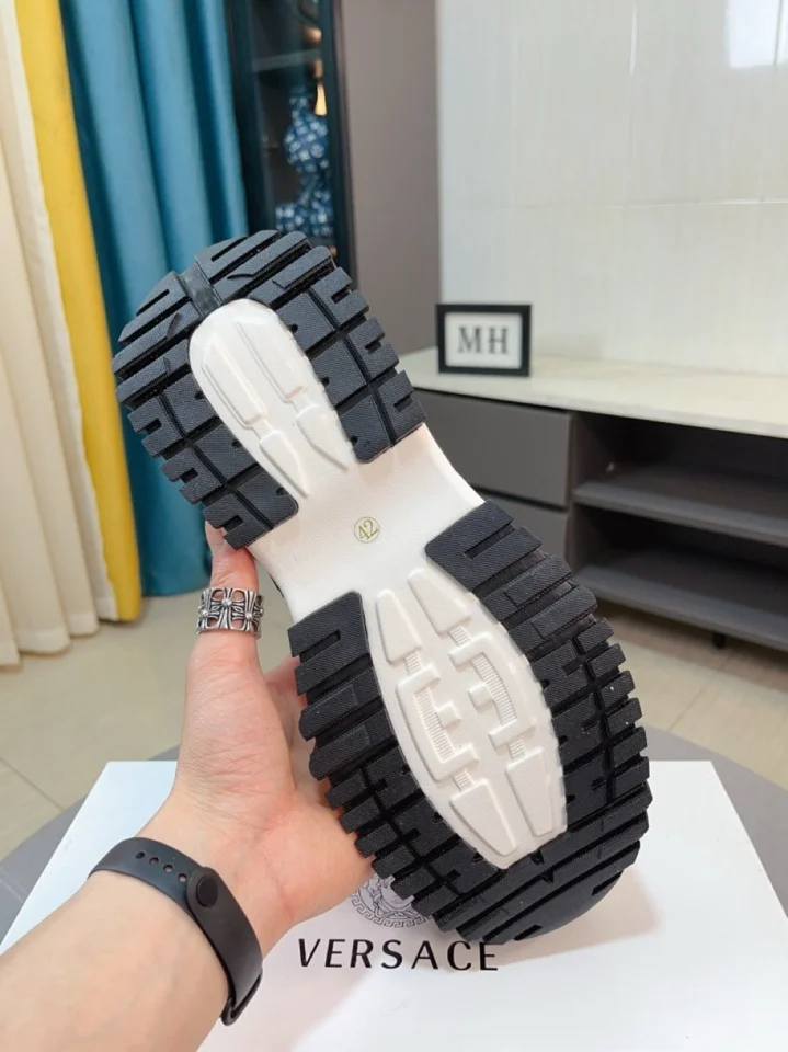 Versace Low Shoes ComfortFit 37306