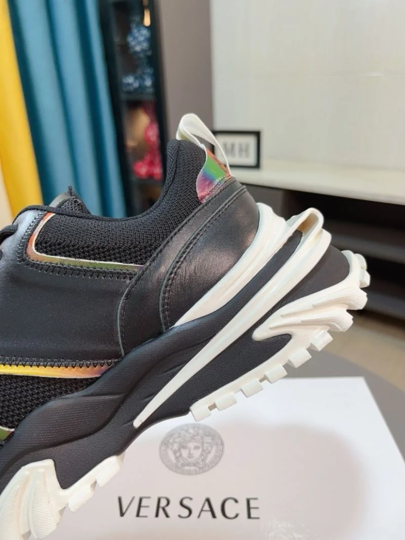 Functional Versace Low Shoes 37302