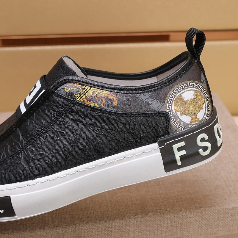 Versace Low Shoes Trendsetting 37303