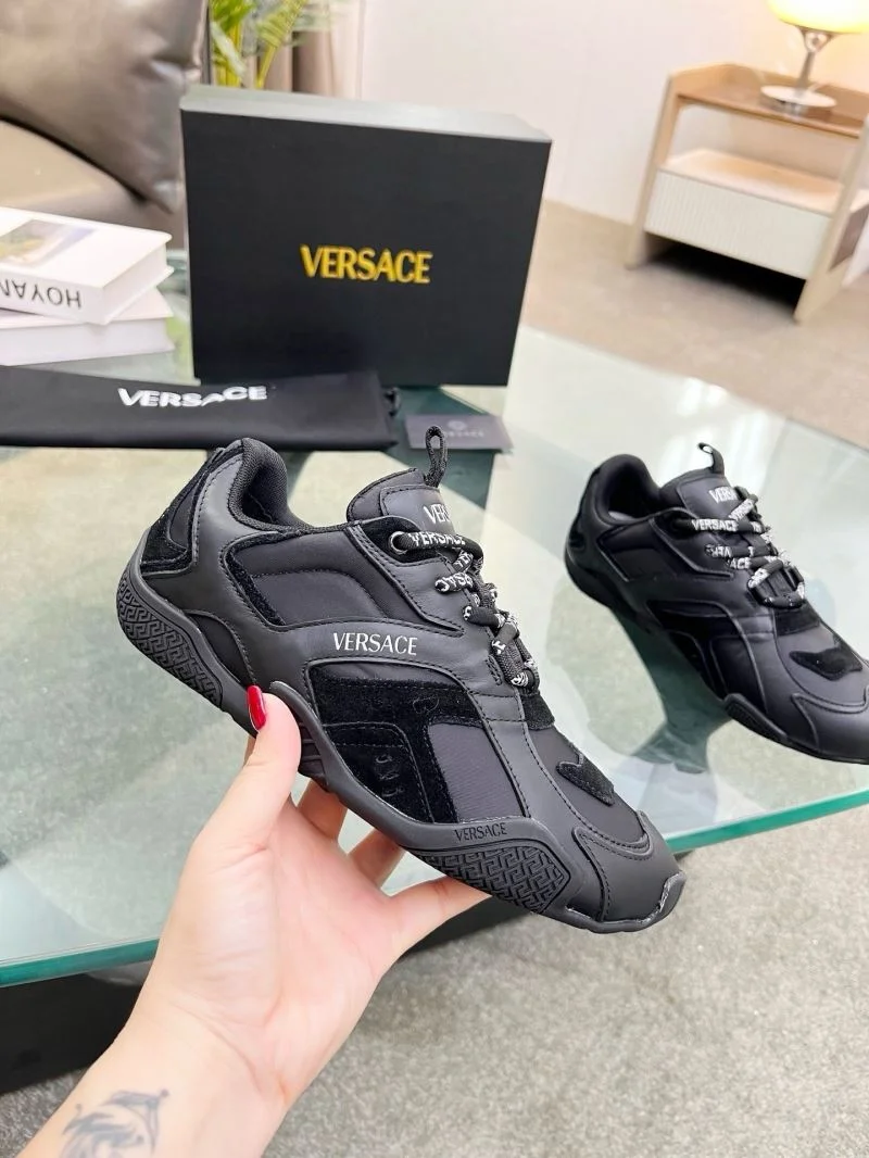 Sporty Versace Low Shoes 37272