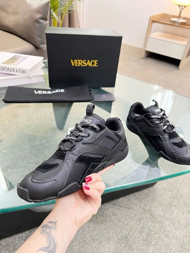 Sporty Versace Low Shoes 37272