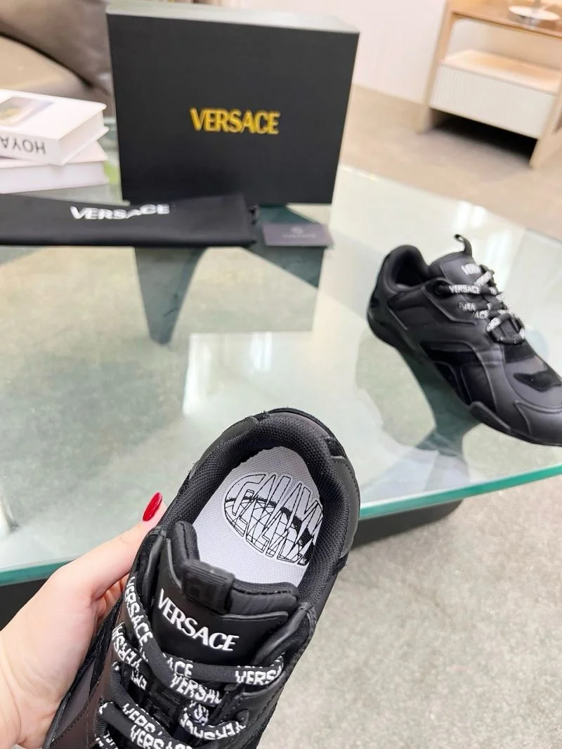 Sporty Versace Low Shoes 37272