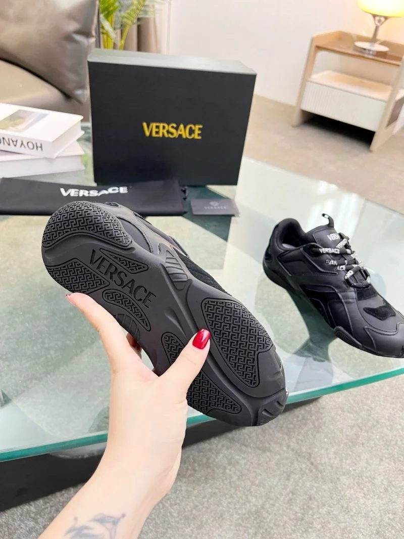 Sporty Versace Low Shoes 37272