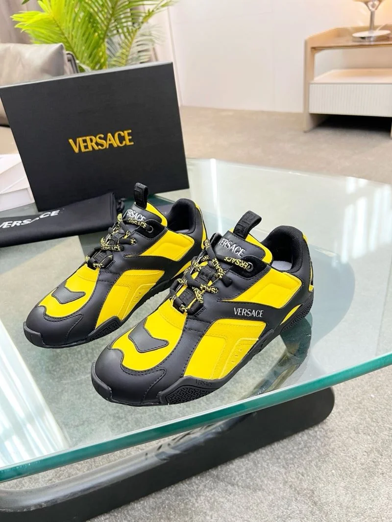 Versace Low Shoes Attractive 37269