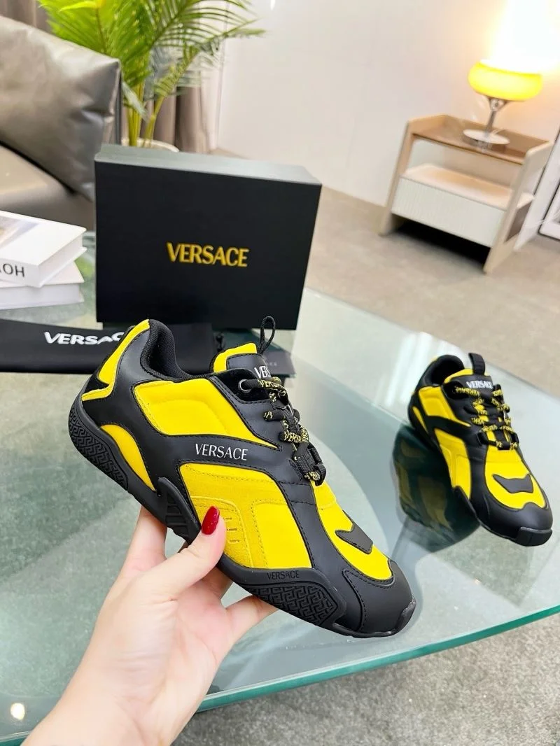 Versace Low Shoes Attractive 37269