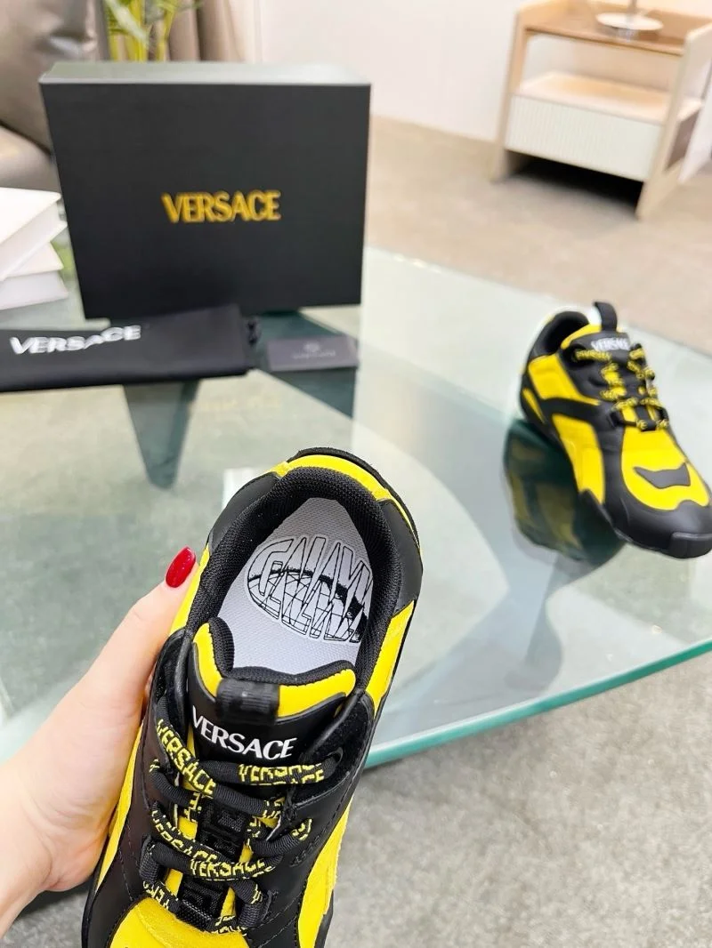 Versace Low Shoes Attractive 37269