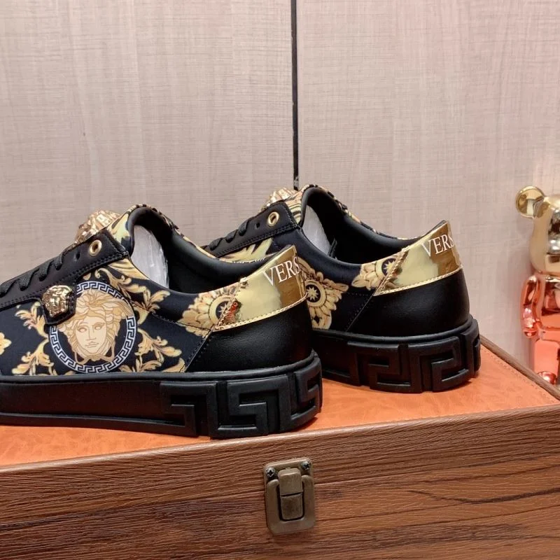 Versace Low Shoes UrbanStyle 37267