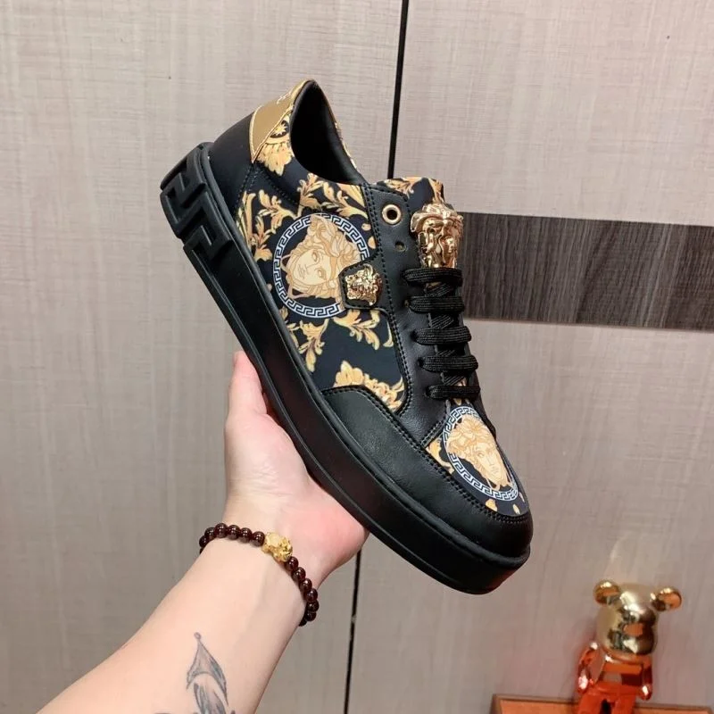 Versace Low Shoes UrbanStyle 37267