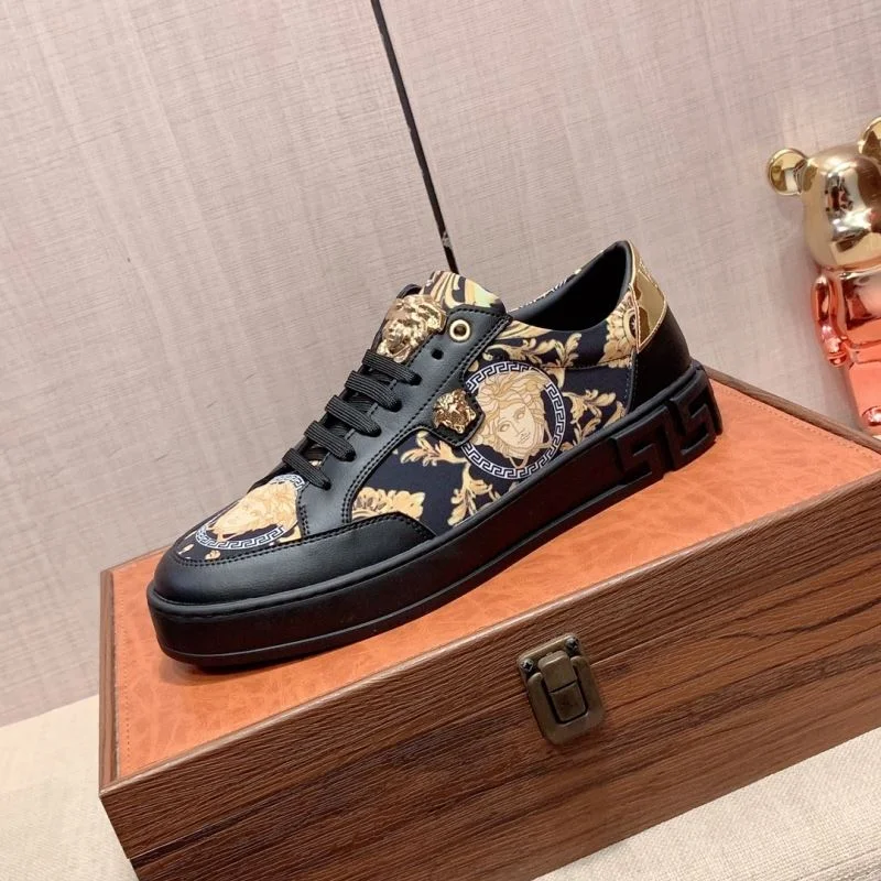 Versace Low Shoes UrbanStyle 37267