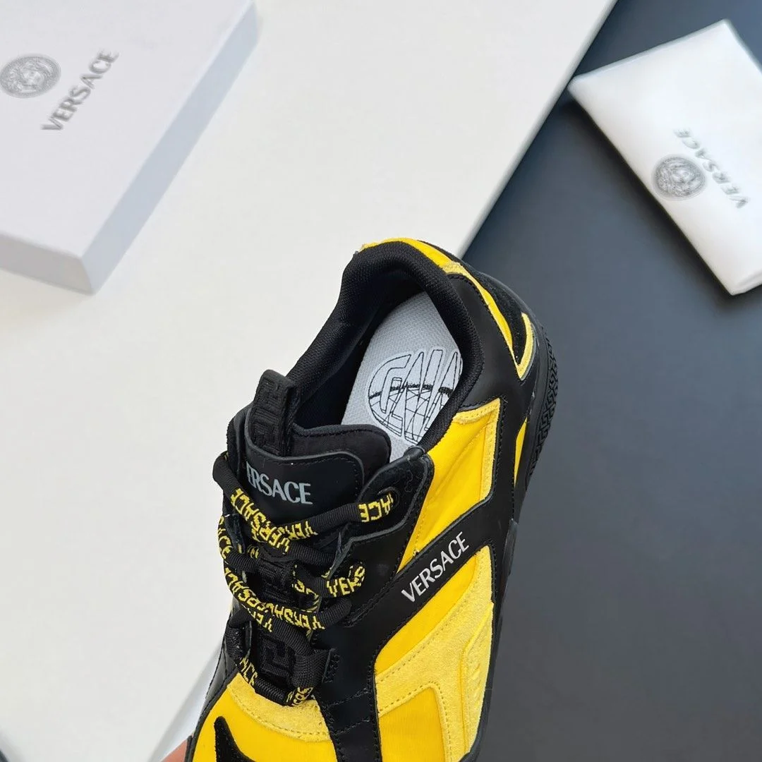 Efficient Versace Low Shoes 37342
