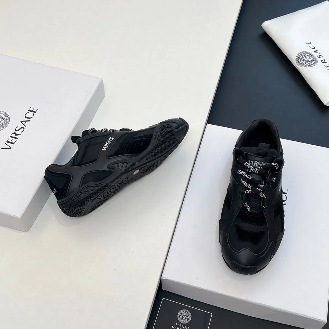 Versace Low Shoes Durable 37345