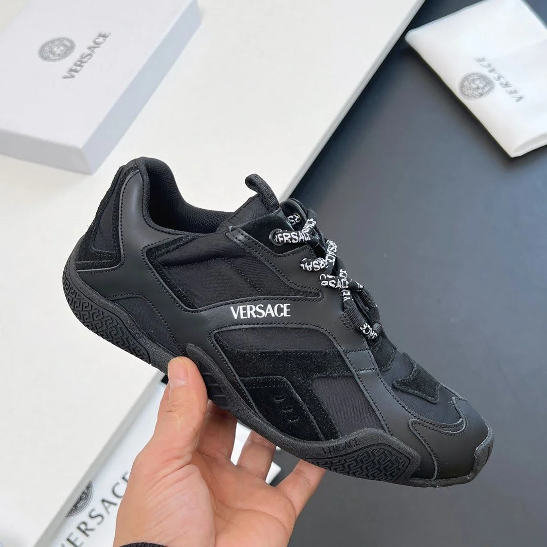 Versace Low Shoes Durable 37345
