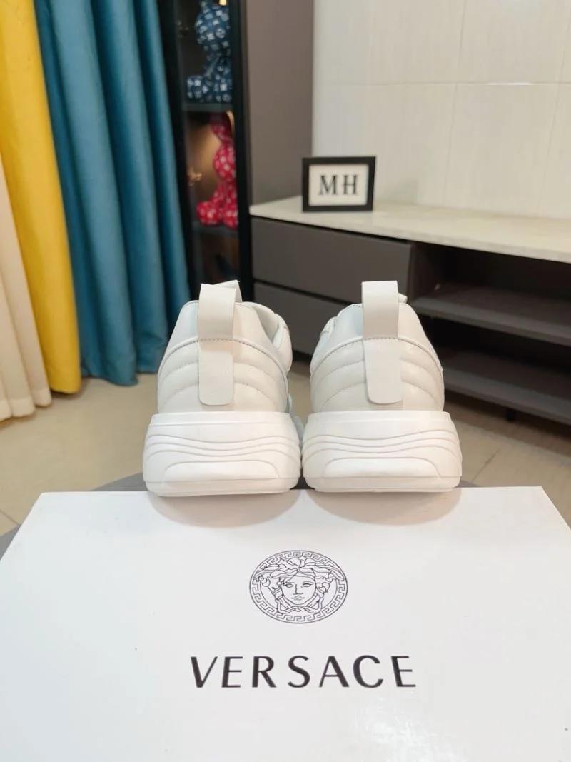 Versace Low Shoes EasyCare 37552