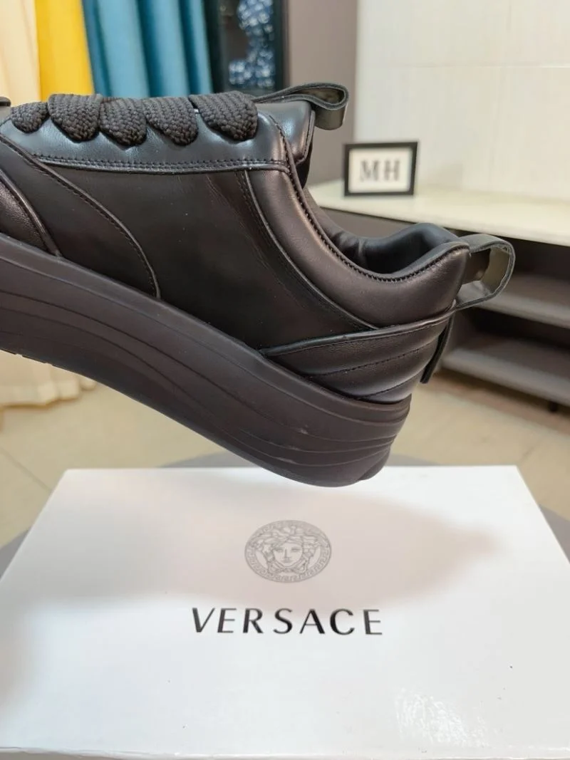 Versace Low Shoes ModernLook 37548