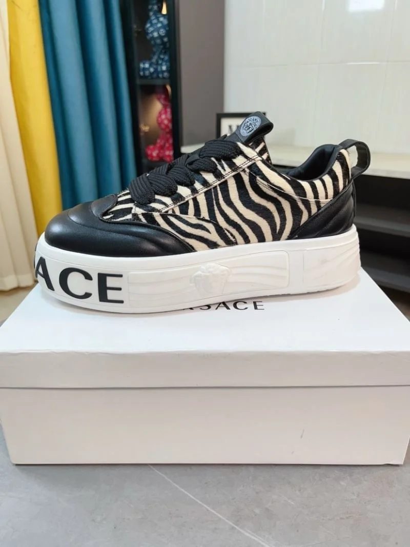 Versace Low Shoes Versatile 37540