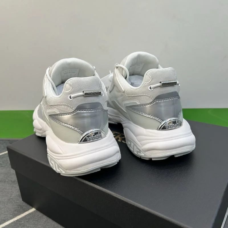 Timeless Versace Low Shoes 37538