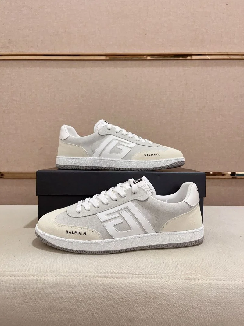 Stylish Versace Low Shoes 37524