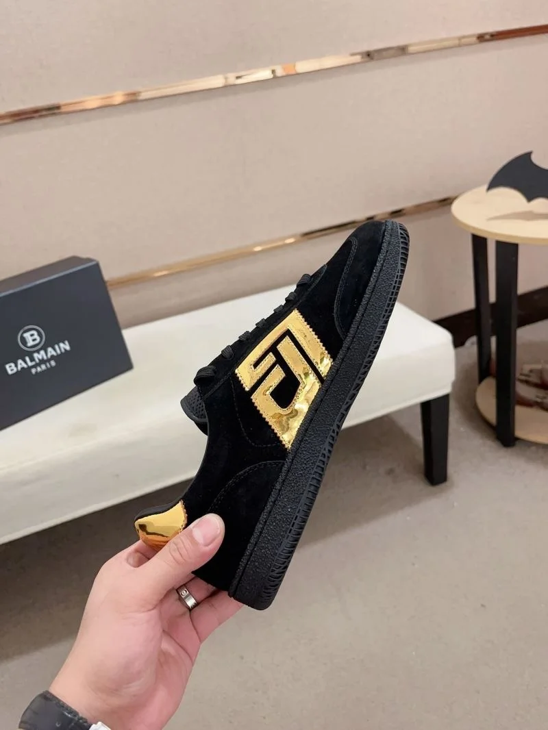 Durable Versace Low Shoes 37528