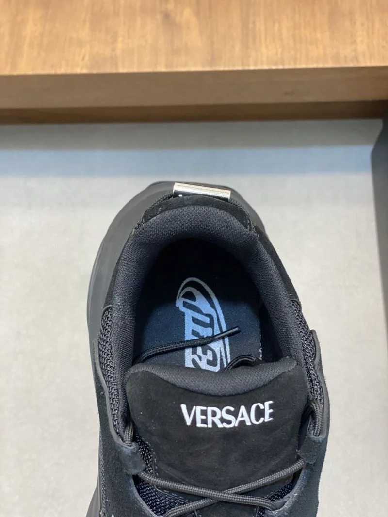 Versace Low Shoes ModernLook 37542