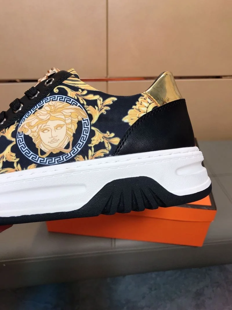 Versace Low Shoes Neat 37531