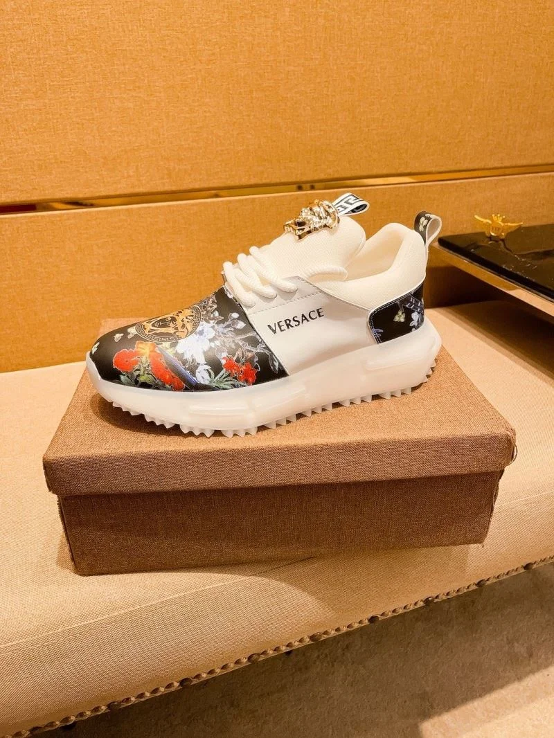 Efficient Versace Low Shoes 37533