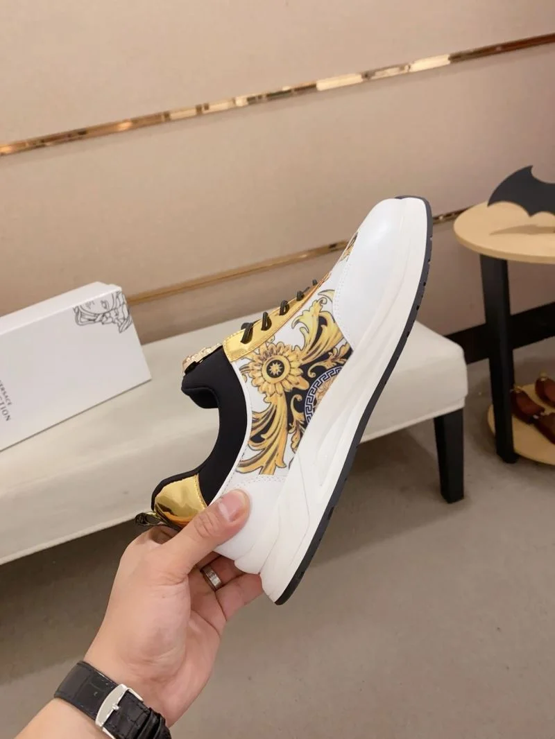 Versace Low Shoes Snug 37521