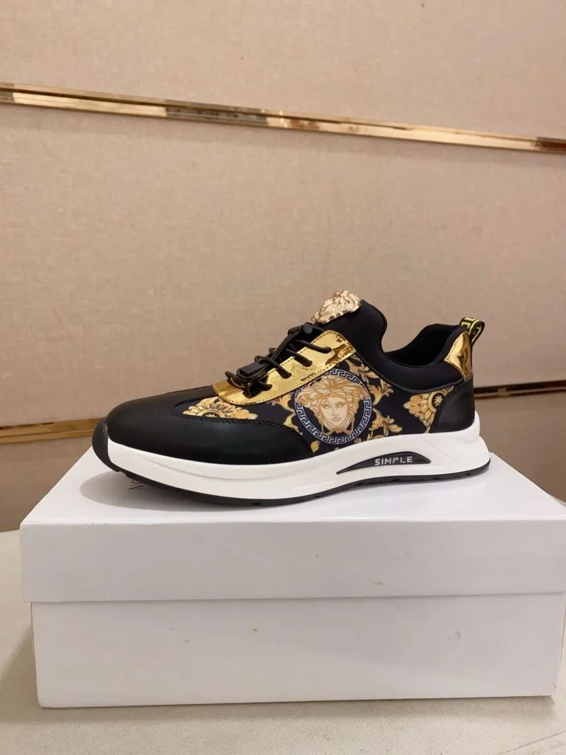 Stylish Versace Low Shoes 37525