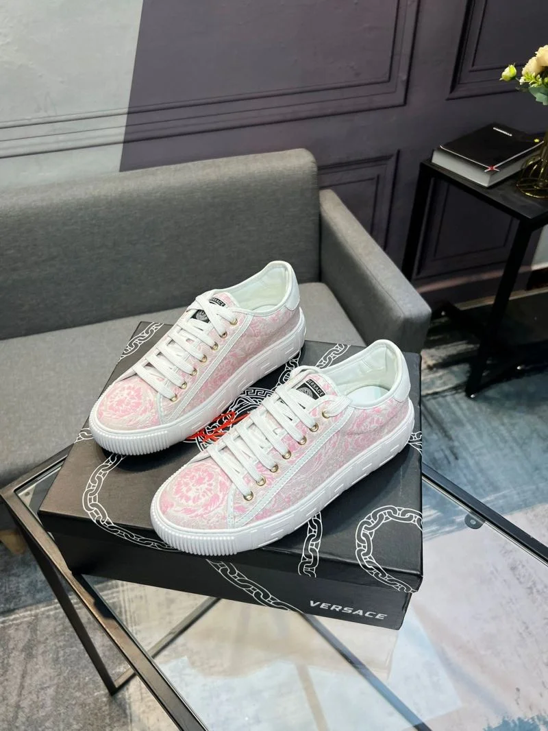 Reliable Versace Low Shoes 37527