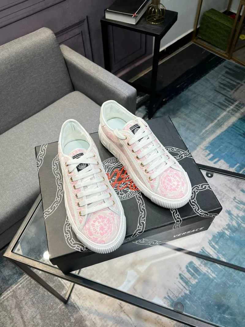 Reliable Versace Low Shoes 37527