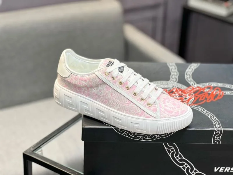 Reliable Versace Low Shoes 37527