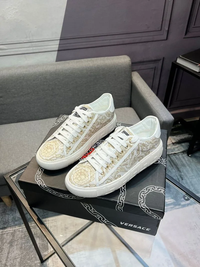 Versace Low Shoes SmoothTexture 37541
