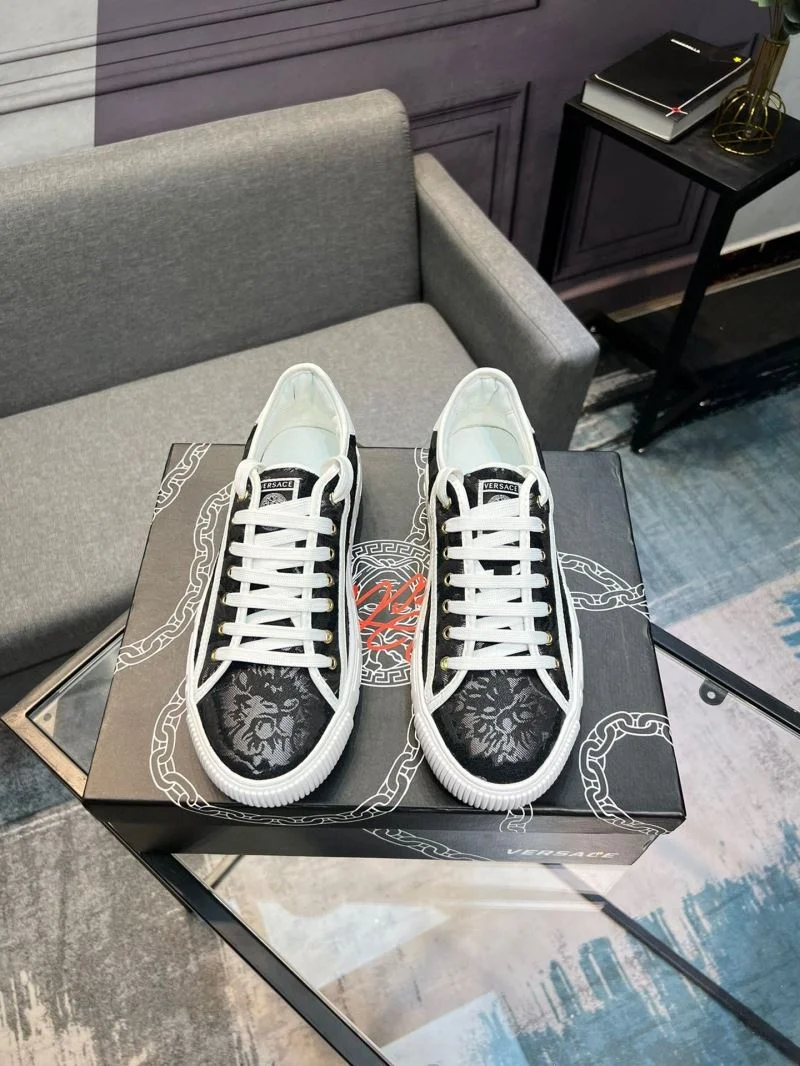 Versace Low Shoes Durable 37537