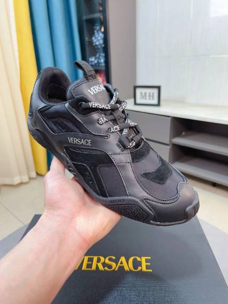 Versace Low Shoes ZipUp 37516