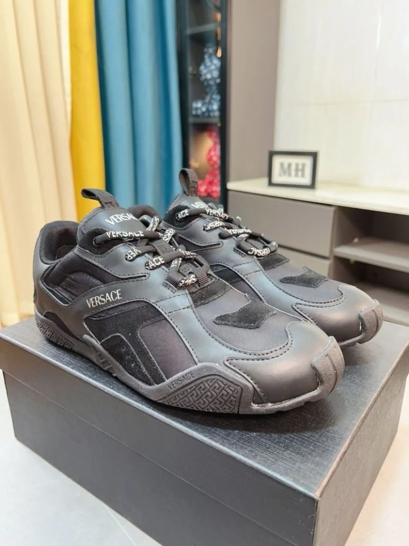 Versace Low Shoes ZipUp 37516