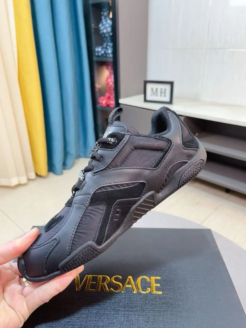Versace Low Shoes ZipUp 37516