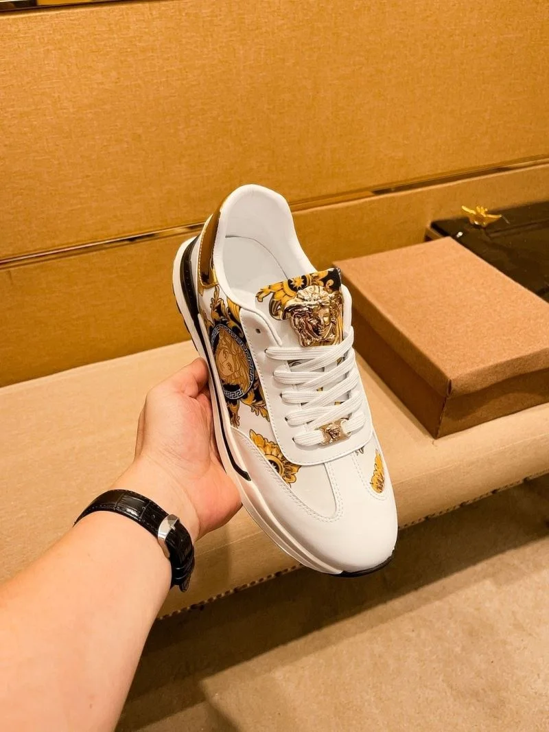 Snug Versace Low Shoes 37536